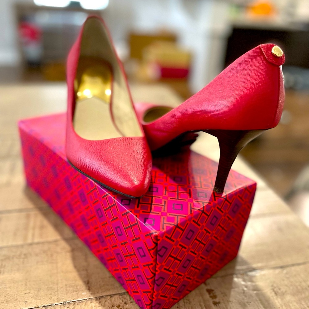 Michael Kors high heel